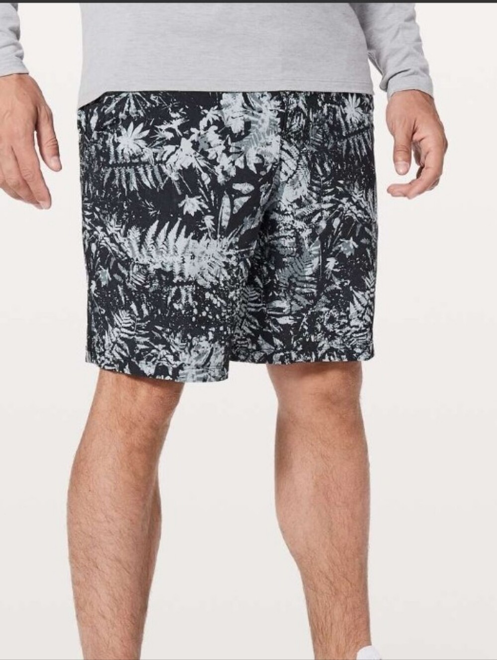 Lululemon Pace Breaker Short Linerless 9"